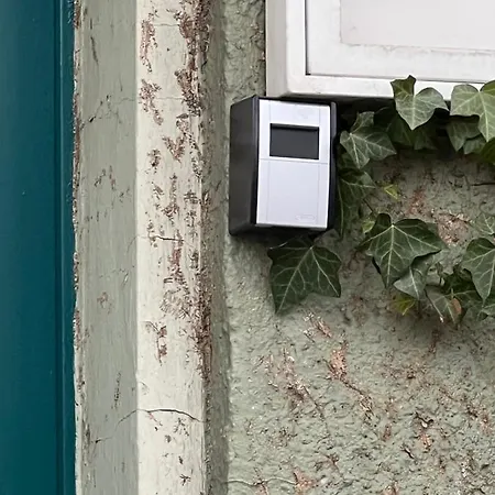 Sweet Inside Two דרזדן